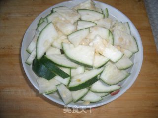 冬瓜汤的做法步骤：3
