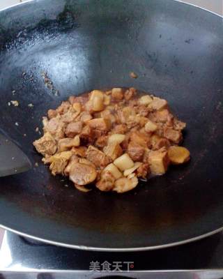冻豆腐焖肉的做法步骤：6