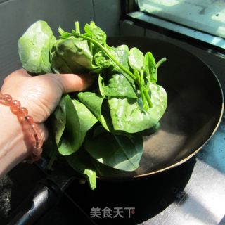 凉拌蒜米腾菜的做法步骤：2