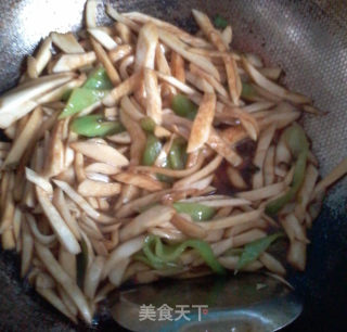 辣炒粉丝杏孢菇的做法步骤：4