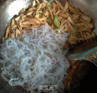 辣炒粉丝杏孢菇的做法步骤：5