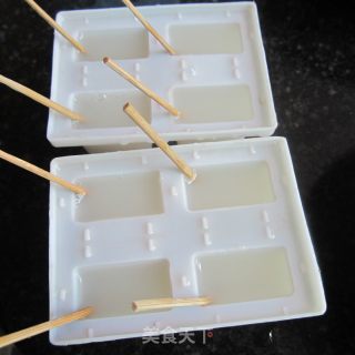 豆浆冰棍的做法步骤：6