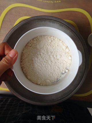 童趣咸香芝麻饼干的做法步骤：1