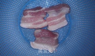 面筋烧肉的做法步骤：1
