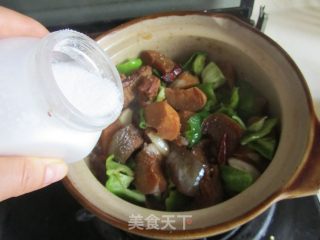 腊鸭茄子煲的做法步骤：8