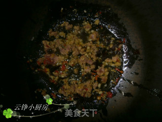 美味香辣鸡汁面的做法步骤：6