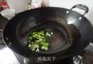 【韭菜炒绿豆芽】的做法步骤：3