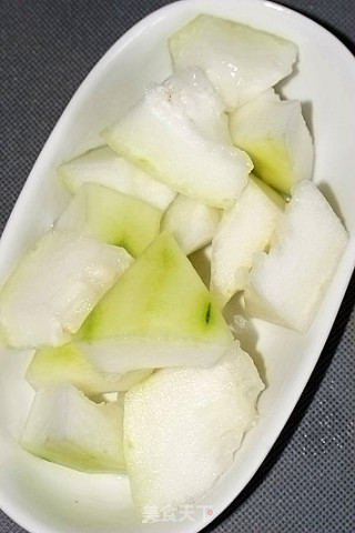 裙带冬瓜大骨汤的做法步骤：3