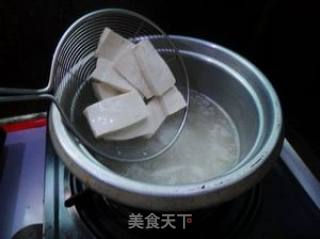 女人更年要静心——石斛花豆腐汤的做法步骤：5