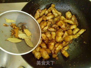 红烧五花肉的做法步骤：5