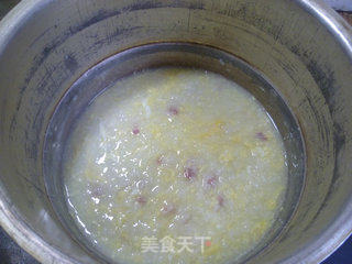 咸肉蛋花大米粥的做法步骤：11