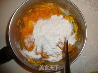南瓜豆沙饼——香甜软糯营养好美味的做法步骤：3