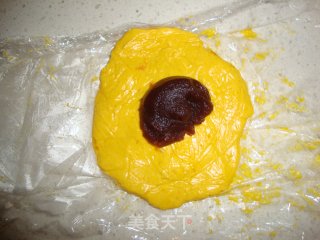 南瓜豆沙饼——香甜软糯营养好美味的做法步骤：6