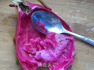 火龙果冰激凌饮的做法步骤：2
