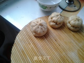 双层包子的做法步骤：6