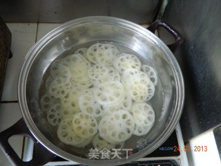凉拌糖醋藕的做法步骤：3