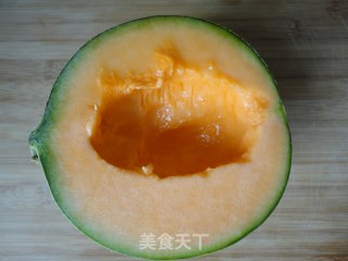 蜜瓜蔓越莓冰琪淋的做法步骤：1