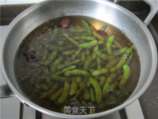 碧绿五香毛豆的做法步骤：4
