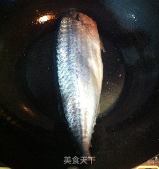 红烧鲅鱼的做法步骤：3