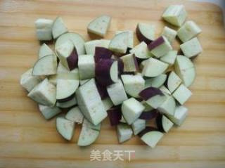 腊肉炒茄子的做法步骤：1