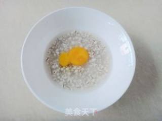 鸡蛋薏米饼的做法步骤：4