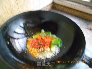 美味大盘鸡（家庭版）的做法步骤：5