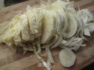 腌肉娃娃菜煮年糕的做法步骤：3