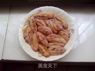 老少皆宜，美味无比的———微辣可乐鸡翅的做法步骤：4