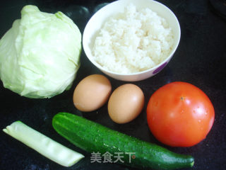 家常蛋炒饭的做法步骤：1