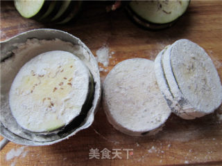 鱼香茄盒的做法步骤：7