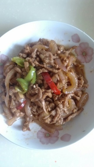 洋葱炒肉丝的做法步骤：9