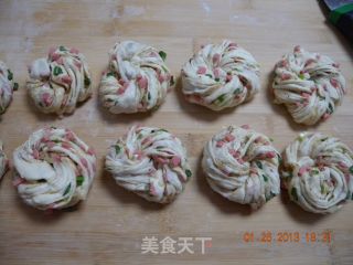 火腿葱花卷的做法步骤：7