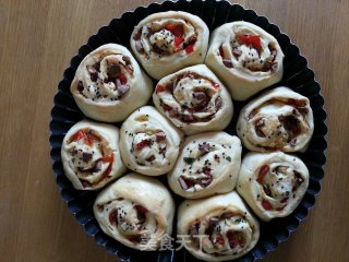 香肠面包卷的做法步骤：10