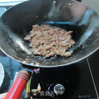黄瓜炒瘦肉的做法步骤：3