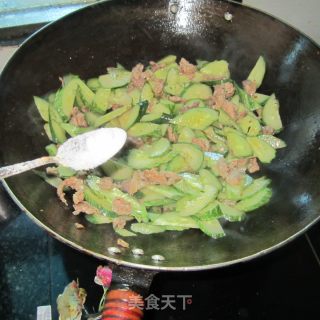 黄瓜炒瘦肉的做法步骤：4