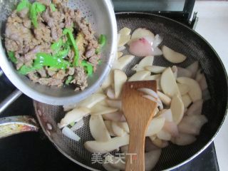 蚝油牛肉杏鲍菇的做法步骤：11