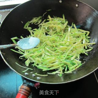 小小南瓜丝的做法步骤：5