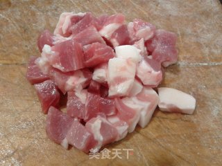 肉丁炒笋的做法步骤：1