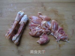 蚝油草菇鸡肉的做法步骤：2
