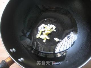 蚝油草菇鸡肉的做法步骤：4