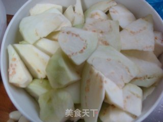 东北地三鲜的做法步骤：2