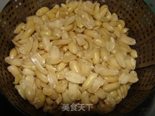 麻辣花生的做法步骤：3