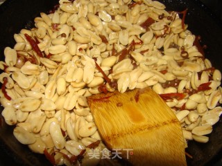 麻辣花生的做法步骤：9