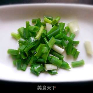 茄汁花朵蛋包饭的做法步骤：2
