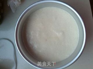 终于做成功了威风蛋糕！真该买个照相机拍呢！的做法步骤：8