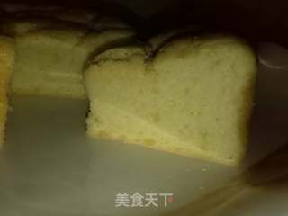 终于做成功了威风蛋糕！真该买个照相机拍呢！的做法步骤：11