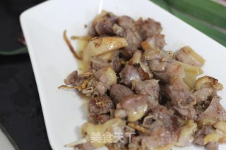 段段子姜鸭的做法步骤：2