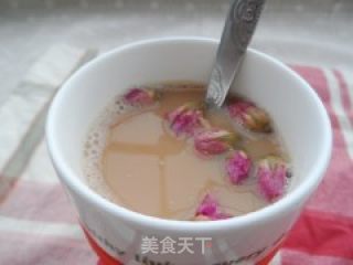 玫瑰花西米奶茶的做法步骤：7