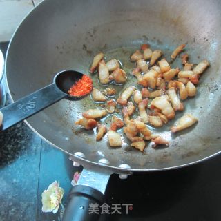 辣炒肥肉的做法步骤：4