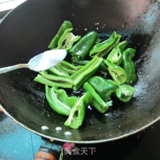 油焖辣椒的做法步骤：4